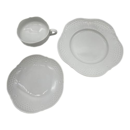 Meissen (マイセン) トリオ ホワイトレリーフ