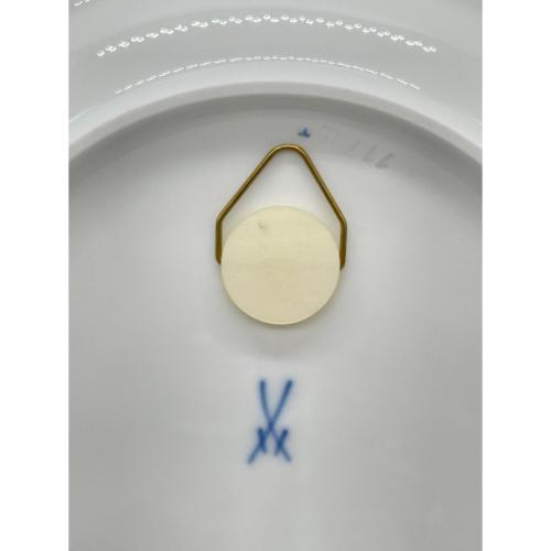 Meissen (マイセン) 飾り皿 スズラン 18cm スズラン