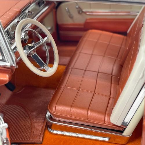 SUNSTAR (サンスタ) 1958 Buick Limited Riviera Coupe モデルカー