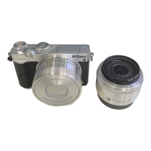 Nikon (ニコン) ミラーレス一眼カメラ nikon 1 J5 2081万画素(有効画素) 13.2mm×8.8mm CMOS 専用電池