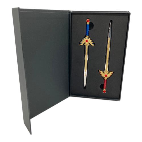 キャラクターグッズ ドラゴンクエスト メタリックアイテムズギャラリースペシャル マクドナルドRTキャンペーン品 ロトの剣&王者の剣 紅