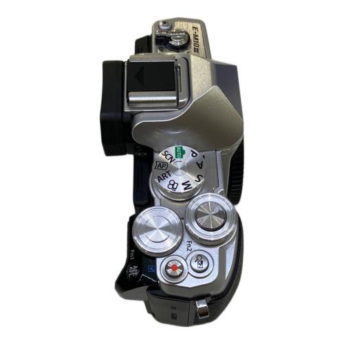 OLYMPUS (オリンパス) ミラーレス一眼カメラ OM-D E-M10 Mark III IM006 1605万画素(有効画素) フォーサーズ 4/3型 LiveMOS 専用電池 SDカード対応