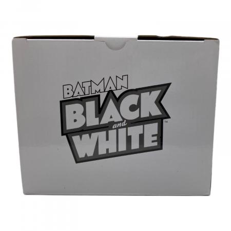 フィギュア DCダイレクト「バットマン：ブラック＆ホワイト
