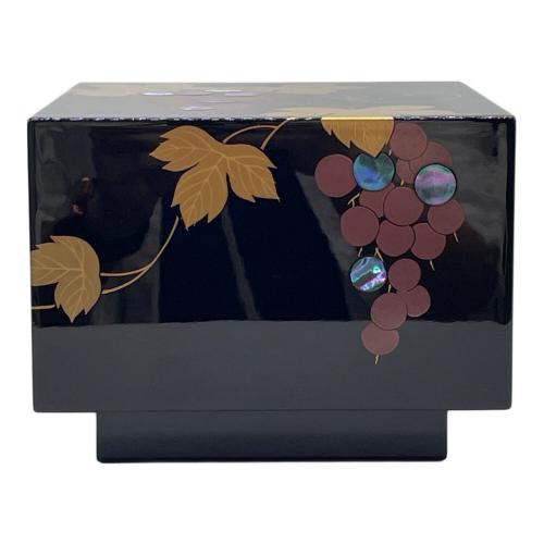 象彦 (ゾウヒコ) 宝石箱 葡萄