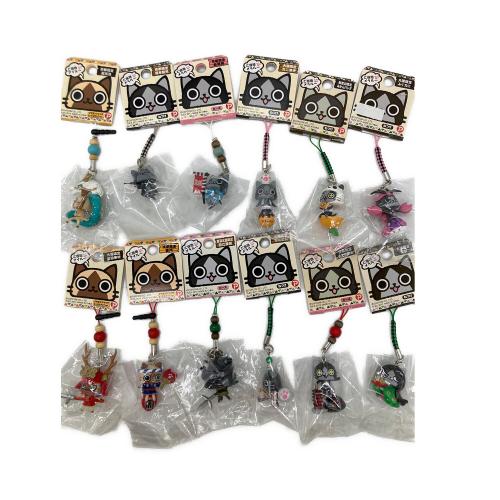 ご当地アイルーストラップセット32点 キャラクターグッズ