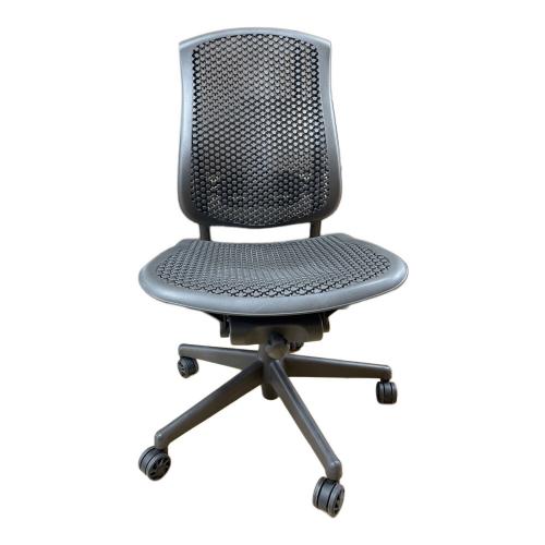 Herman Miller (ハーマンミラー) セラチェア グレー