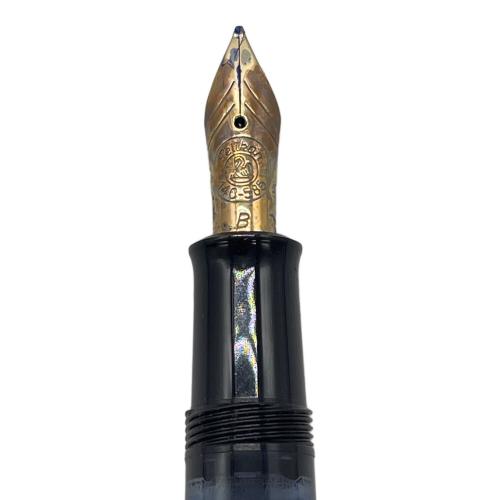 Pelikan (ペリカン) 万年筆 グリーン
