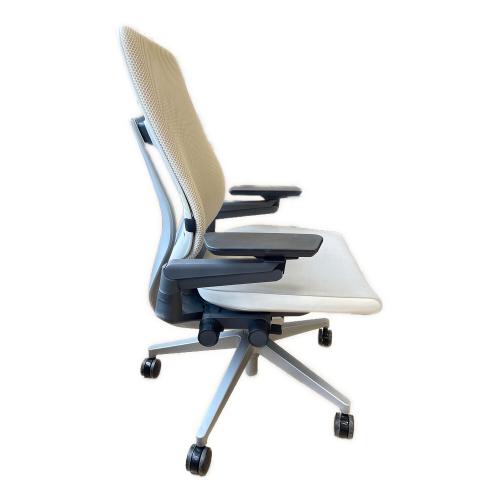 Steelcase (スチールケース) ジェスチャーチェア 442A30 グレー