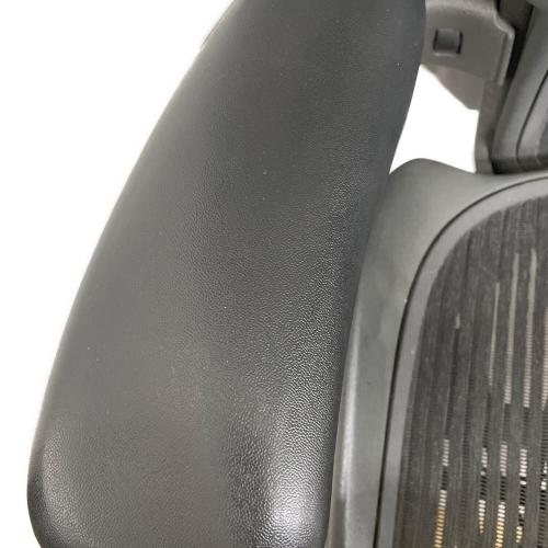 Herman Miller (ハーマンミラー) アーロンチェア ポスチャーフィット 141 ブラック