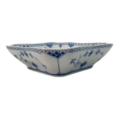ROYAL COPENHAGEN (ロイヤル・コペンハーゲン) サラダボウル ブルーフルーテッド・ハーフレース