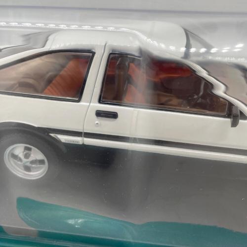 TOYOTA SPRINTER TRUENO モデルカー 1/18