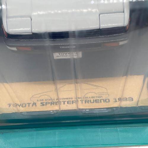TOYOTA SPRINTER TRUENO モデルカー 1/18