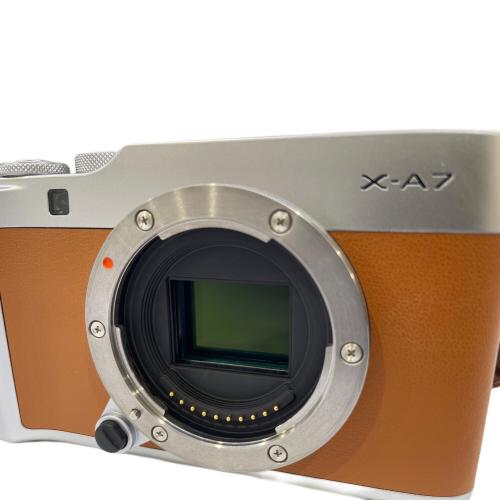 FUJIFILM (フジフィルム) ミラーレス一眼カメラ X-A7