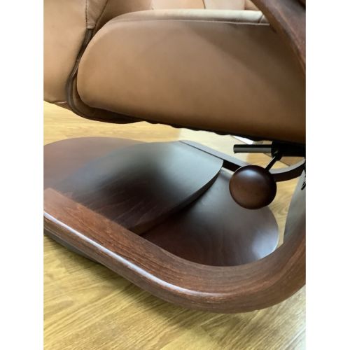 HJELLEGJERDE (イエリアーダ) リクライニングソファー&オットマン ブラウン 1人掛け レザー