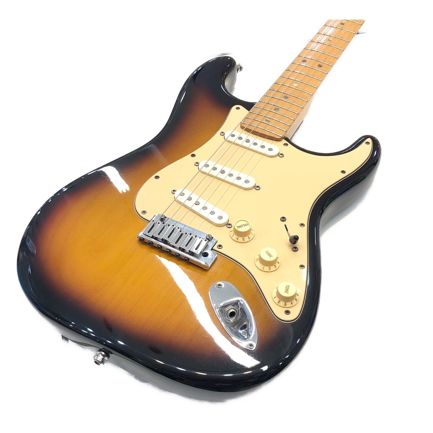 フェンダー 希少モデル USA ストア Fender Deluxe Strat Plus