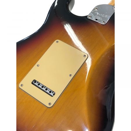 FENDER USA (フェンダーＵＳＡ) エレキギター  60th Anniversary American Deluxe Stratocaster 1954