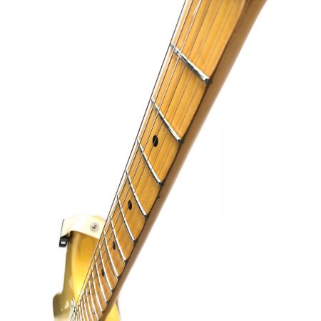 FENDER USA (フェンダーＵＳＡ) エレキギター スキャロップ 4点止め改造 ピックアップDimarzio ストラトキャスター 1978年製