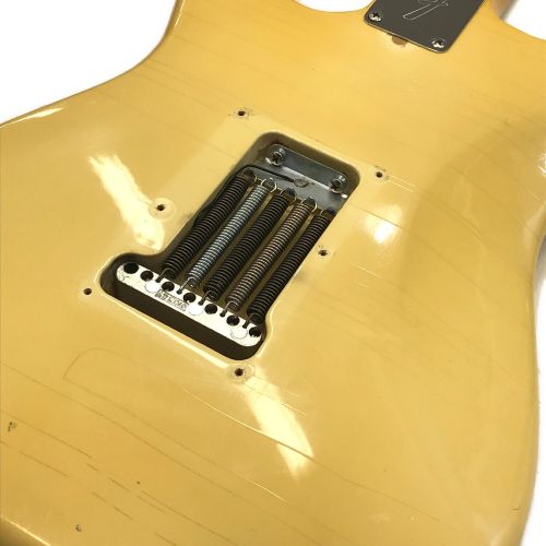 FENDER USA (フェンダーＵＳＡ) エレキギター スキャロップ 4点止め改造 ピックアップDimarzio ストラトキャスター 1978年製