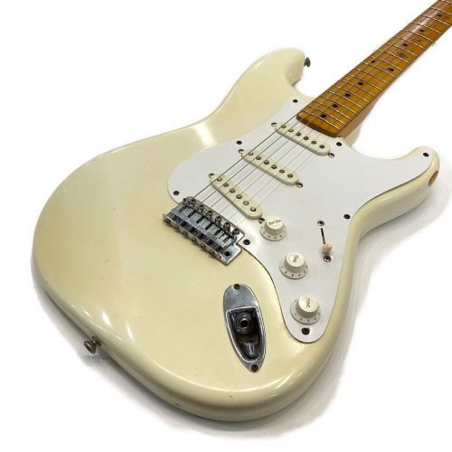 FENDER JAPAN (フェンダージャパン) エレキギター  ST57-85 JVシリアル robin trowerバックプレート 1982年製