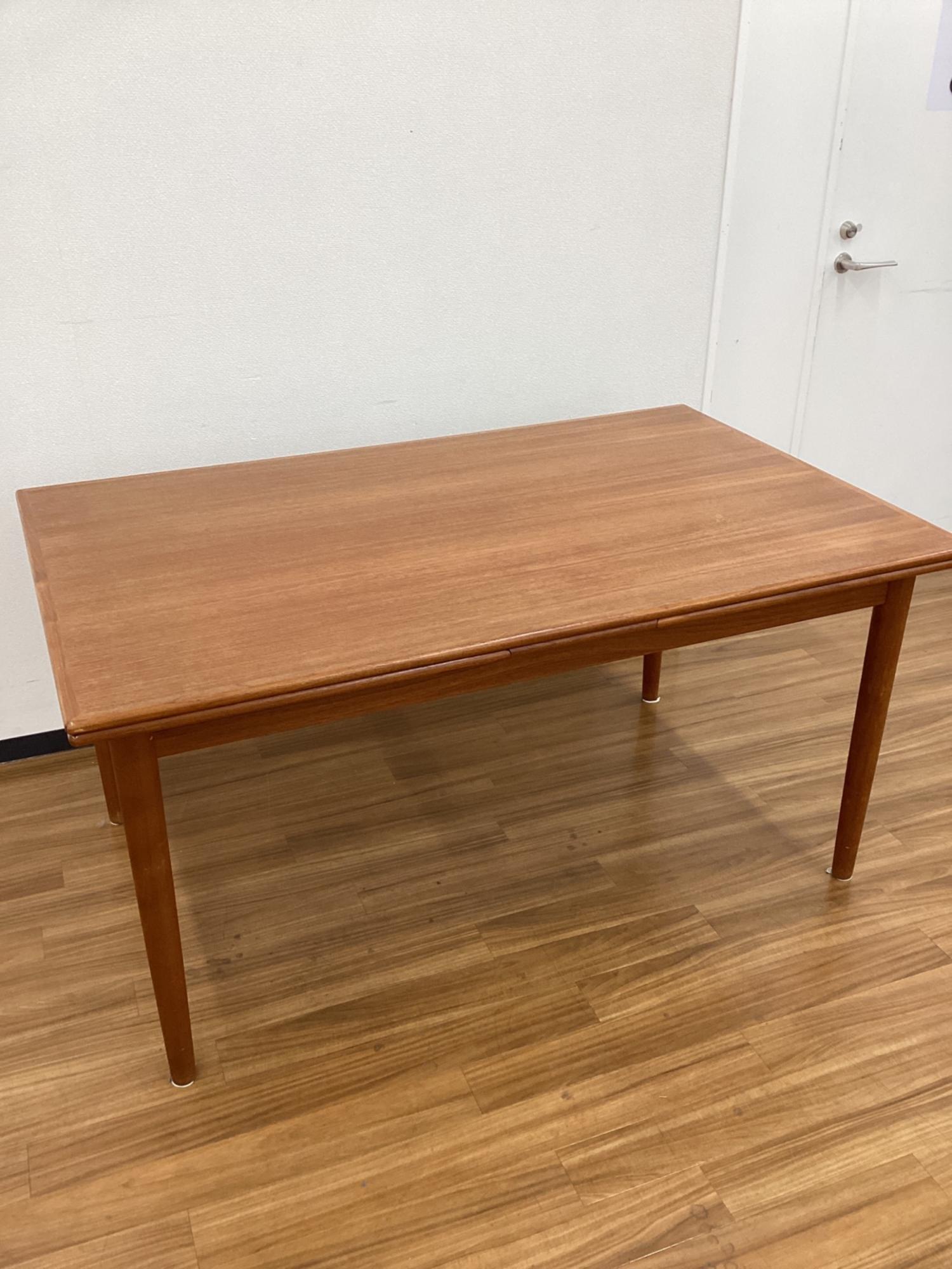 【10,000円値引き‼️】【北欧ヴィンテージ家具】チークダイニングテーブルお売りします！ デンマークヴィンテージ エクステンションダイニングテーブル チーク材