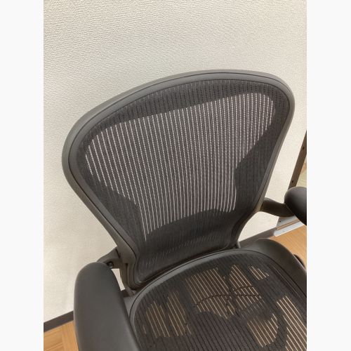 Herman Miller (ハーマンミラー) ワークチェアー ブラック AE123AWBAJG1BBFP3D01 アーロンチェア Bサイズ フル装備 ランバーサポート