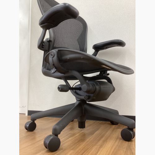 Herman Miller (ハーマンミラー) ワークチェアー ブラック AE123AWBAJG1BBFP3D01 アーロンチェア Bサイズ フル装備 ランバーサポート