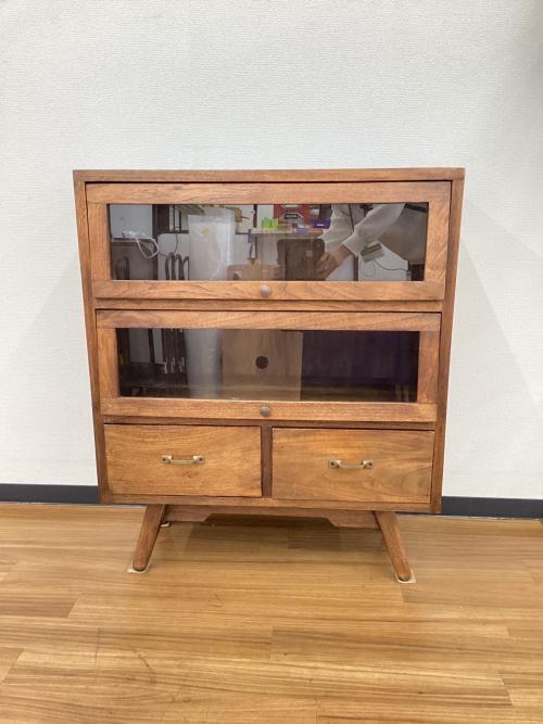 チーク材　フラップ扉キャビネット