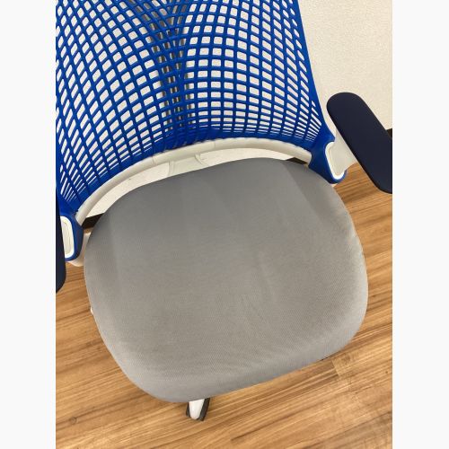 Herman Miller (ハーマンミラー) セイルチェア ブルー×ホワイト AS1YA23HA-0348