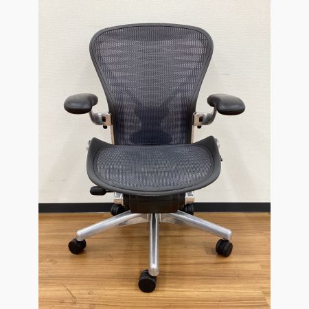 Herman Miller (ハーマンミラー) アーロンチェア ポスチャーフィット フル装備 サイズB ポリッシュドアルミニウムベース  AE113AFB-0021｜トレファクONLINE