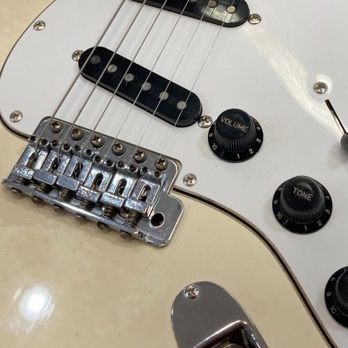 FENDER JAPAN (フェンダージャパン) エレキギター  ST72-65 JVシリアル1982~1984年製 スキャロップ