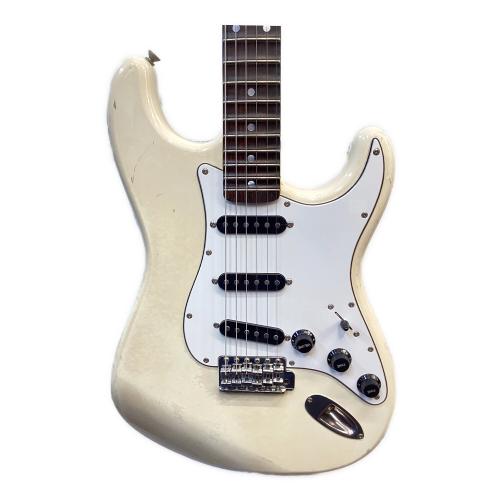 FENDER JAPAN (フェンダージャパン) Stratocaster ストラトキャスター エレキギター ST72-65 1982年-1984年 C38