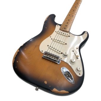 FENDER USA (フェンダーＵＳＡ) エレキギター ＃313 Am vin 57 American Vintage 57 ストラトキャスター V062867
