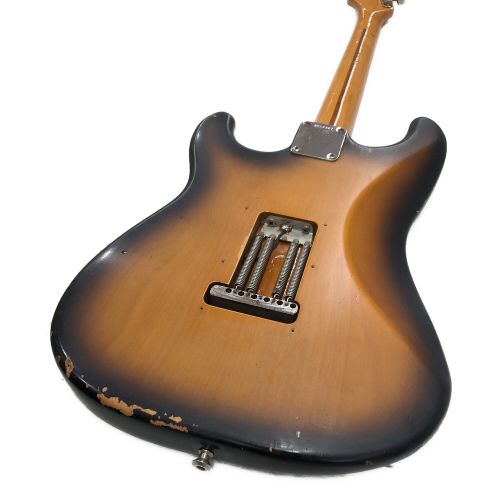 FENDER USA (フェンダーＵＳＡ) エレキギター ＃313 Am vin 57 American Vintage 57 ストラトキャスター V062867