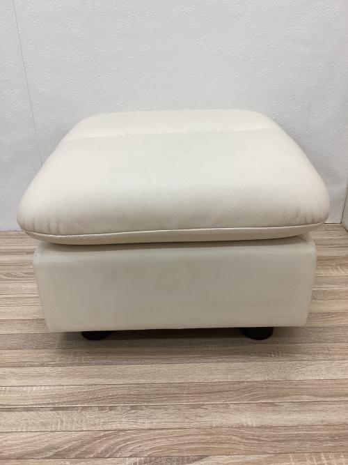 karimoku (カリモク) オットマン アイボリー ヤケ有 ディレトーレ Z57506HB 総革
