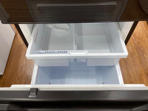 MITSUBISHI (ミツビシ) 3ドア冷蔵庫 MR-CX30BKE-BR 2020年製 300L