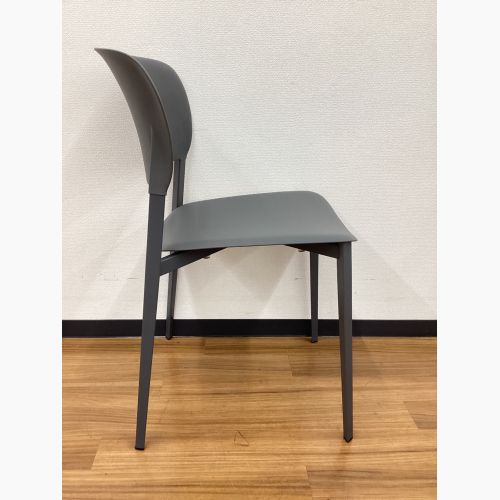 DESALTO (デサルト) Ply Chair 718 F20 スタッキングチェア アントラサイト