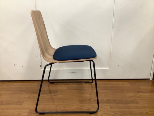 KOKUYO スタッキングチェアー ミケット