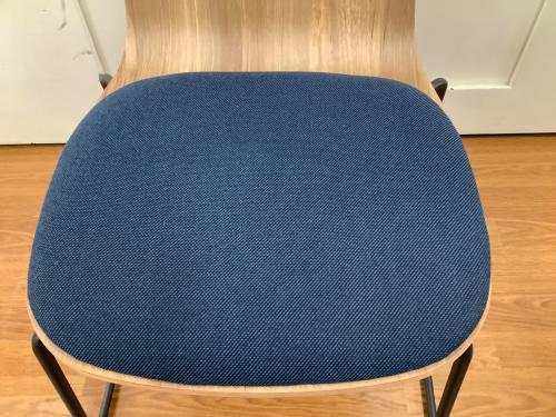 KOKUYO スタッキングチェアー ミケット