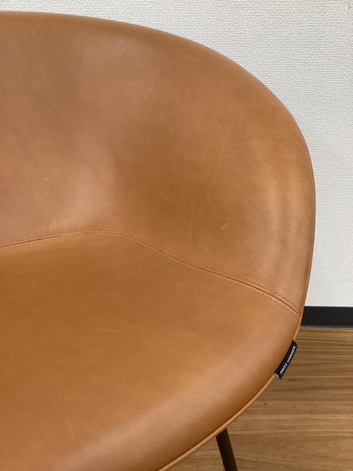 Fritz Hansen (フリッツハンセン) POT 3318 ポットチェア Arne