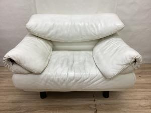 Poltromec (ポルトロメック) 1人掛けソファー ホワイト 総革 ジェミニ