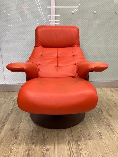 karimoku (カリモク) リクライニングチェアー オレンジ RU72 the first