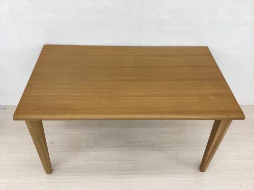 大塚家具(IDC) (オオツカカグ) ダイニングテーブル ナチュラル 木製 ユノ 幅135㎝