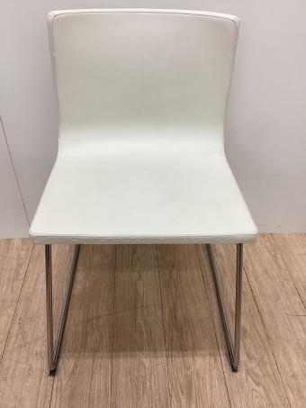 IKEA (イケア) ダイニングチェアー ホワイト レザー BERNHARD