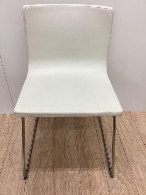 IKEA (イケア) ダイニングチェアー ホワイト レザー BERNHARD