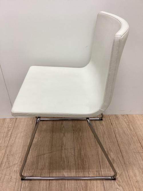 IKEA (イケア) ダイニングチェアー ホワイト レザー BERNHARD