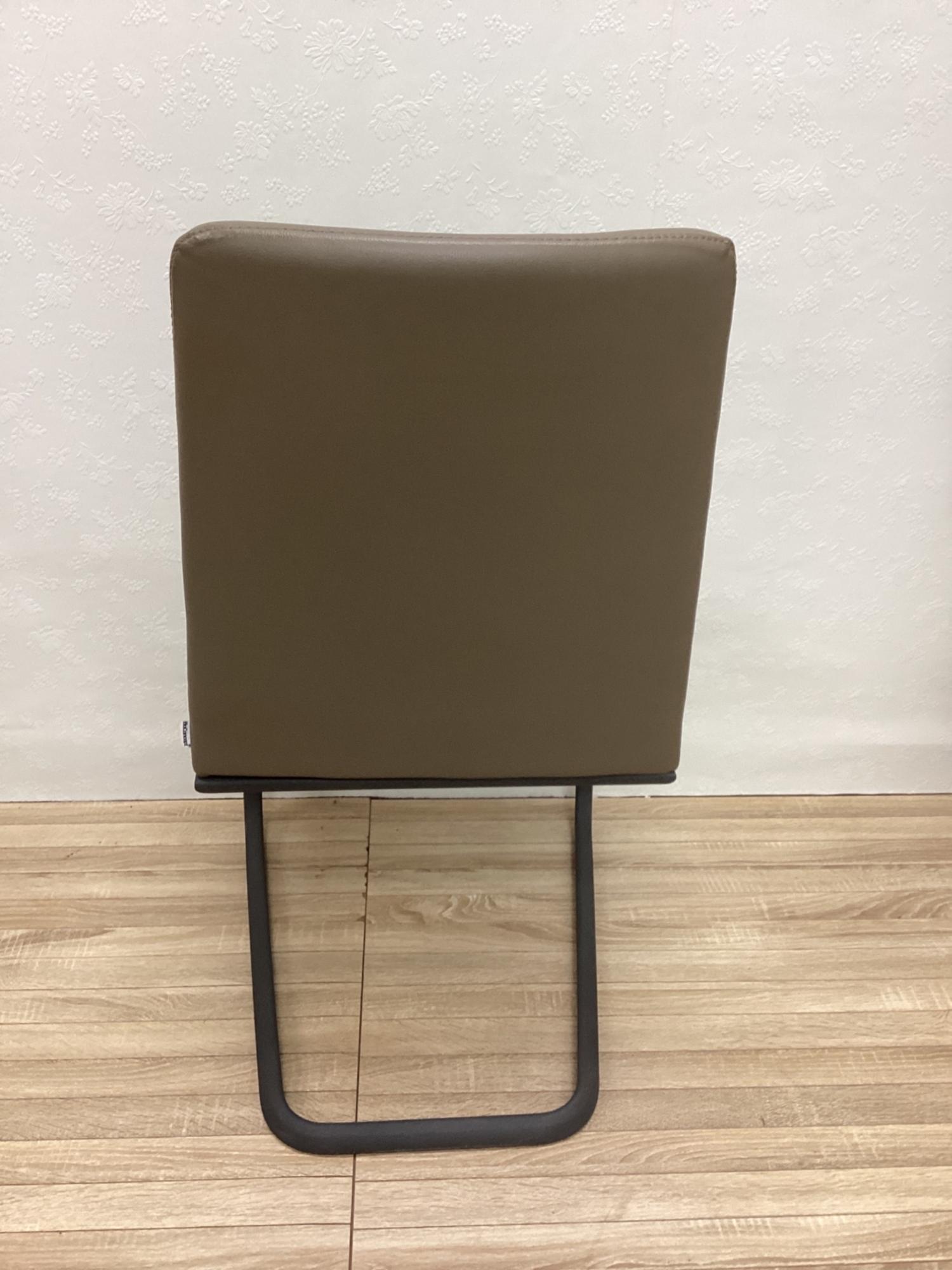 BoConcept (ボーコンセプト) ダイニングチェアー グレー レザー