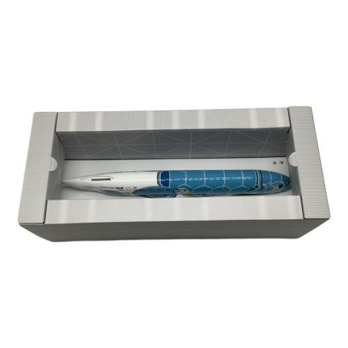 ANA ANA AIRBUS A380 FLYING HONU ［Scale 1:200］ A3380
