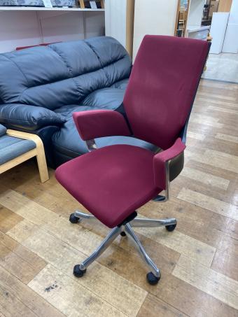 MERRYFAIR (メリーフェア) ワークチェアー レッド デルフィ２