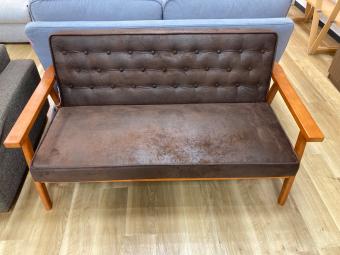 コスパクリエーション 木肘ヴィンテージソファ ブラック×ブラウン Bedford