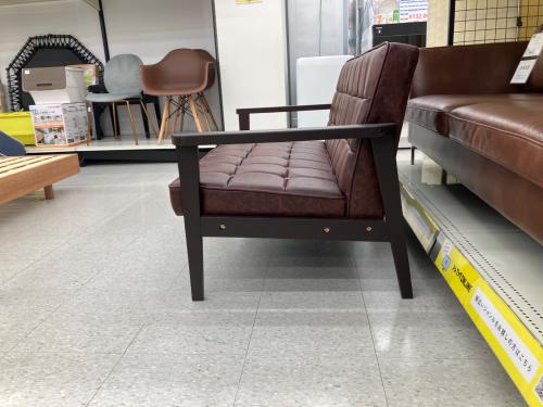 コスパクリエーション 木肘レトロソファ arttic